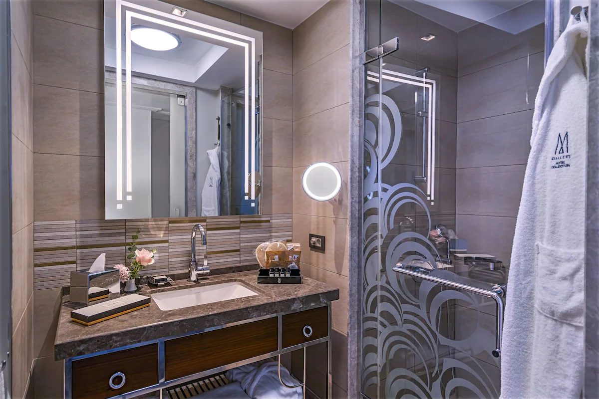 سرویس بهداشتی و حمام هتل آرتیسان استانبول ام گالری